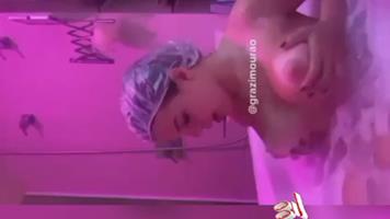 Pelada Grazi Mourao videos gratis tomando banho na banheira